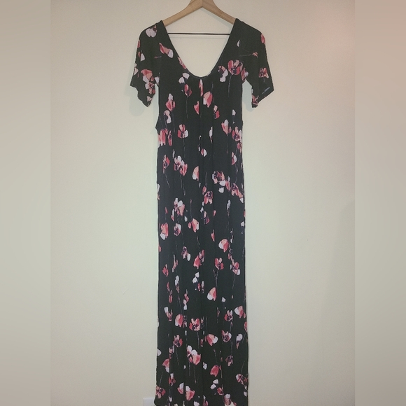 Latched Mama Petite Momper - Picture 2 of 7